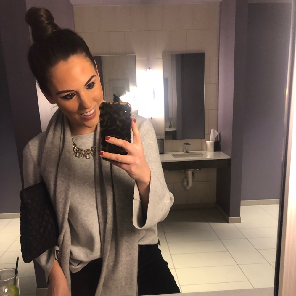 Meet your Posher, Dana